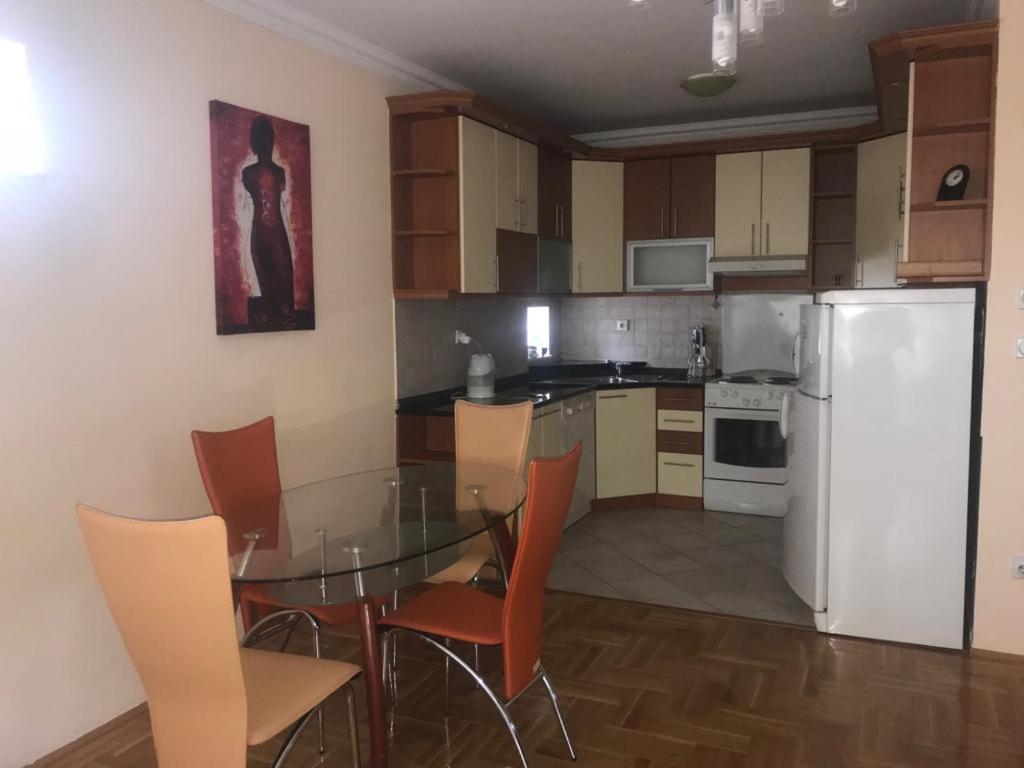 Hana Apartments Prishtina 프리슈티나 외부 사진