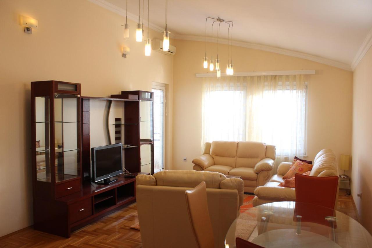 Hana Apartments Prishtina 프리슈티나 외부 사진