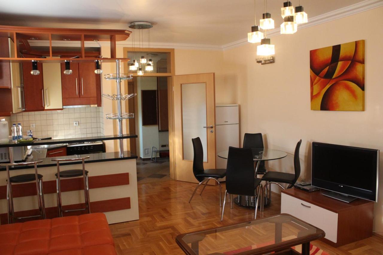 Hana Apartments Prishtina 프리슈티나 외부 사진